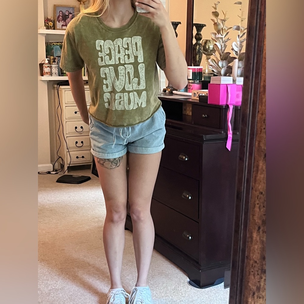 “Peace-Love-Music” Top
